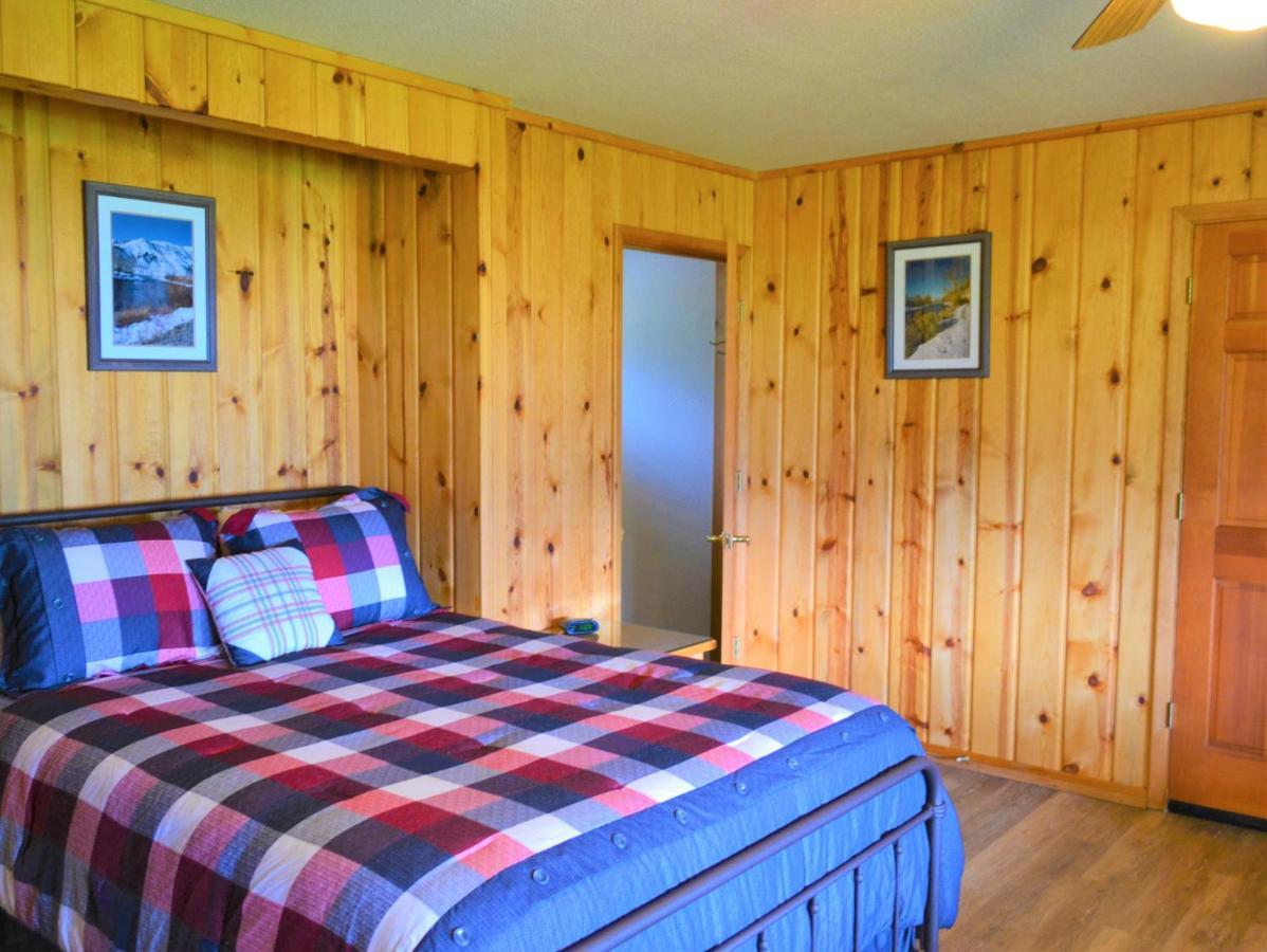 Twin Peaks Guest Ranch Salmon Exterior foto